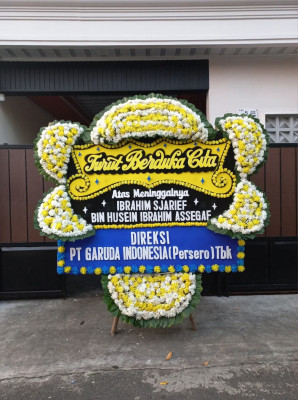 Papan Bunga Duka di Kombos Barat