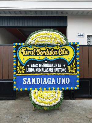 Papan Bunga Duka di Kombos Barat